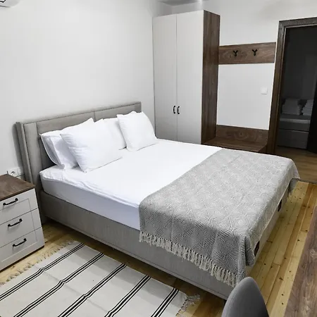 лазара Guest house *