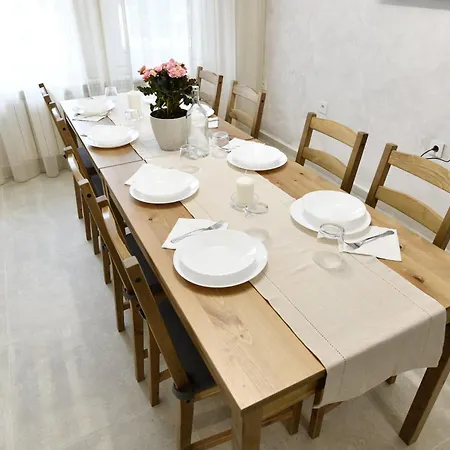 лазара Guest house *